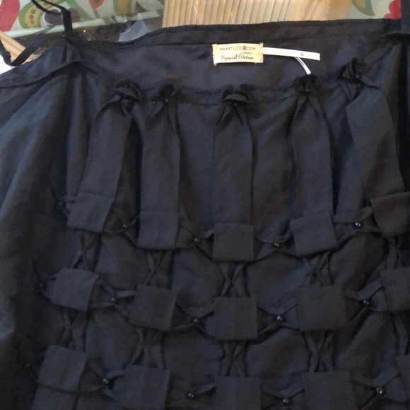 Dress - Picture 6 of 6